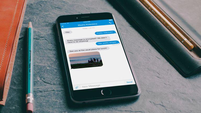 تطبيق signal لإرسال الرسائل المشفرة حصل على تمويل من أحد مؤسسي واتساب