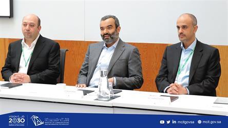 وزير الاتصالات يناقش مع رئيس “ميتافيرس” دعم المحتوى الرقمي في المنطقة