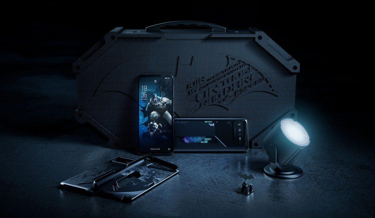Asus تطلق إصدار ROG Phone 6 Batman من هاتف الألعاب الجديد