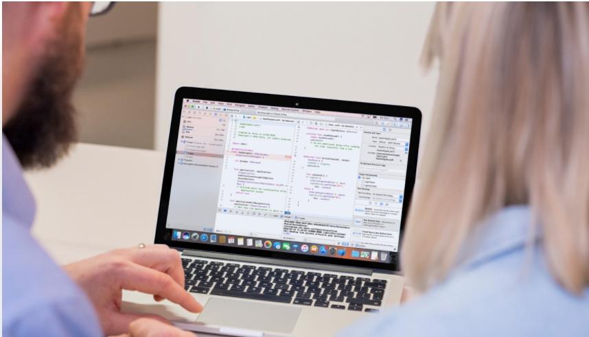 آبل تبدأ مبادرة Everyone Can Code لتعليم البرمجة لشباب الجيل القادم