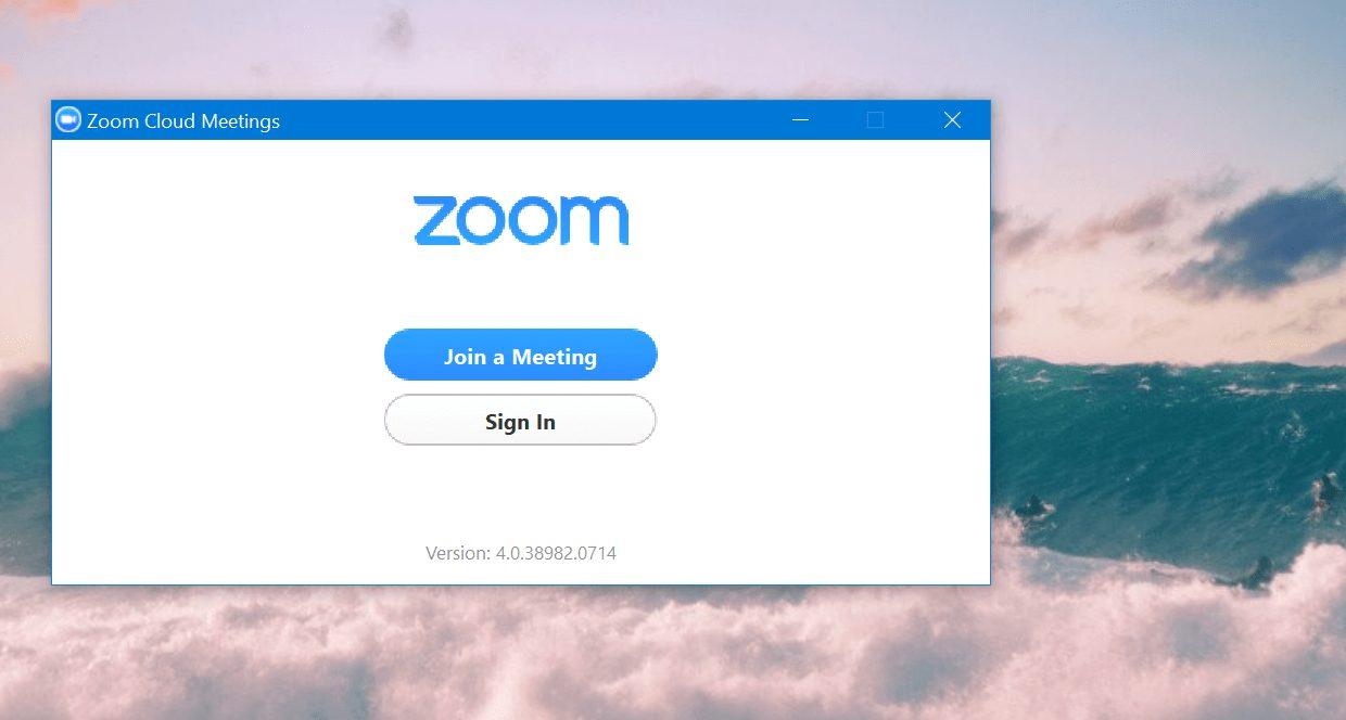 ازاى تحمي نفسك أثناء استخدام تطبيق Zoom التعليمى